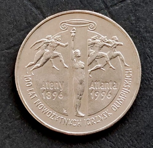 100a.jpg