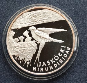 300.000 Jaskółki